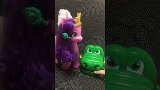 crocodile dentist bites ^^ and pony #ytshorts #youtubeshorts #short