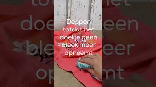 Oeps, bleek gemorst? Je kunt je kleding redden met déze tip | SHORTS