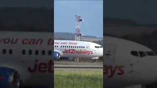 Jet2 737-300 taxi to RWY 32 at Leeds Bradford Airport #jetliners #finaltakeoff