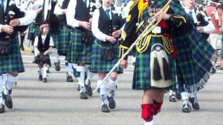 Dandridge Scots Irish Music Festival Opening Parade with the Knoxville Pipes and Drums Marching Band