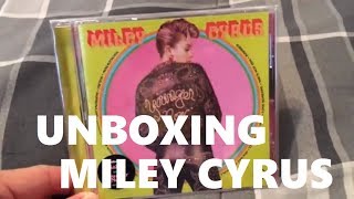 UNBOXING: Miley Cyrus - Younger Now CD