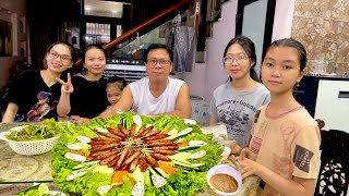 Đi chợ Đống Đa mua nguyên liệu làm món NEM LỤI đãi cả nhà tối cuối tuần