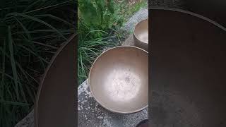 Interesting sound.   big bowl after effect