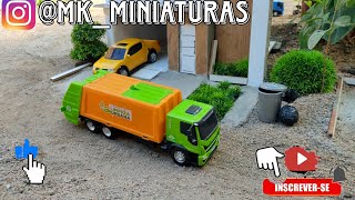 pegando lixo com meu Iveco da limpeza #brinquedos #miniaturas #miniaturasdecaminhão #minis