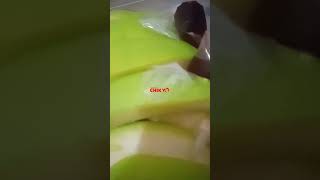 Makan Manisan Jambu