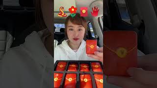 Eat emoticons,eat you bite by bite,the co-pilot eats snacks#food#shortvideo#Eatemoticnsm