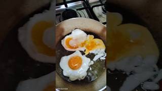 #yummy #friedeggs #healthyfoods #simplengluto #satisfying #viralshort #shortvideo #asmr