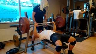 Benchpress 120kg 265lbs pauzed 5 reps