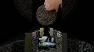 Oreo Cookies in Macro