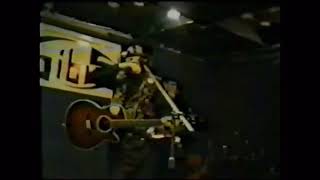 Johnny Thunders - Santa Claus Is Coming To Town. Live: Paris 12/28/90.