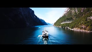 Chasing the ferry in Lysebotn