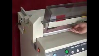 How to use an electric paper cutting machine