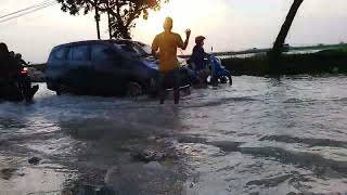 lamongan banjir parah, kali dan jalan sma rata || #banjir  #airsungaimeluap #vidioviral  #shorts