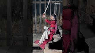 [Funny] Wang YiJin makes the sword disappear