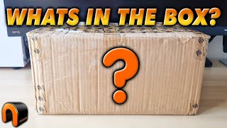 WHAT'S IN THE BOX?? I Get Sent A Box Of Goodies!