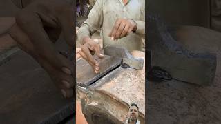 Super trick of welding by a worker. #Welding #musaffah #short #skill #tricks #weldingtricks #trend