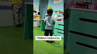 Mainan pistol #main #pistol #playground #tembak #tembakan #anak #tentara #citacita