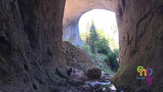 The Malvelous Bridges Rock Phenomenon