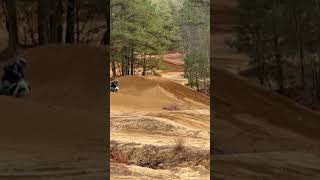 60 year old Vet rider spinning some practice laps at Facility 15 #motorcycle #dirtbike #motocross