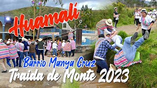 TRAIDA DE MONTE EN HUAMALI 2023 ( Jugando con talco, harina y agua en el Barrio Manya Cruz)