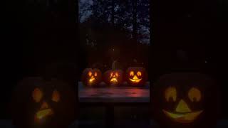 3 jack o’lanterns