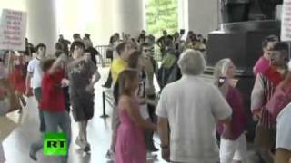 Video of Adam Kokesh dance flash mob at Jefferson Memorial, June 4, 2011