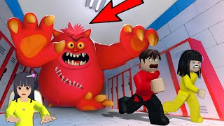 Yuta, Mio Dan Baby Celine Dikejar Monster Merah Saat Disekolah || ROBLOX