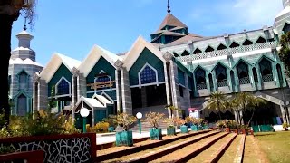 Mampir sejenak di Masjid Al-markas Al-islami || Makassar