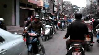 Vietnam_Hanoi_Traffic4