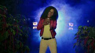 Pokea moyo wangu by NATACHA BURUNDI (OFFICIAL VIDEO)