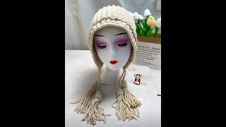 Keeping warm tassel hat tutorial.There some crochet products below the video.Maybe you will need ~