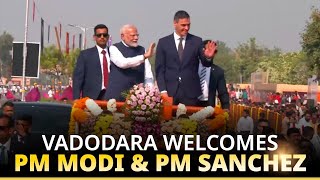 Live: প্রধানমন্ত্রী শ্রী Narendra Modi জির রোডশো। 📌Vadodara, Gujarat