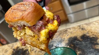 Good Ole Breakfast Sliders!