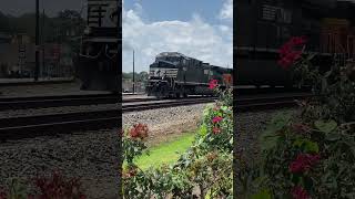 Ns ac44c6m with K5LLA horn leads coal train in Austell Ga