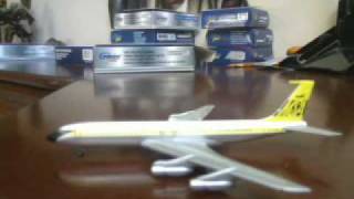 GeminiJets Malasia- Simgapore 707-320 Unboxing