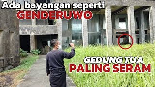 ADA SOSOK BAJU IJO DI GEDUNG TUA TERBENGKALAI🔥