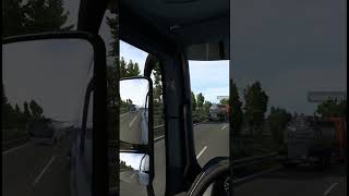 Футбол грузовиком. Отправил водителя за лесополосу! | Euro Truck Simulator 2 #shorts