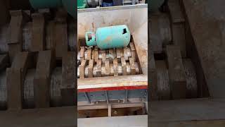 Metal Scrap Shredder, Scrap Metal Crusher. How to recycle metal.