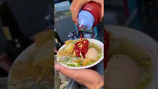 BAKSO ENAK GEROBAKAN DI PINGGIR JALAN! WAJIB KALIAN COBAIN!