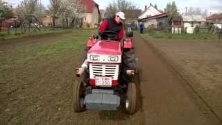 YANMAR YM 1700 Anita maróz (Girl & tractor)