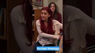 Cat is Addicted to bibble, i think we got a bibble problem😂. #Samandcat #Catvalentine ,#ArianaGrande