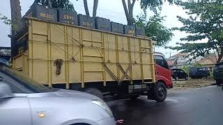 Perjalanan pulang dari lapangan Futsal Premiere