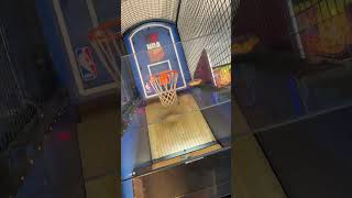 I Threw Squid Sisters into the Basketball Hoop at Chuck E. Cheese #chuckecheese #squidsisters #nba