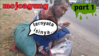 Kakek linglung bawa karung,Ngakunya dari Malang