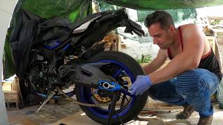 Yamaha MT-10 | Rear Wheel | Remove and Install | New Tyre Mitas Sportforce+