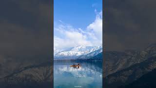 Dal lake 📍#reels #reelsindia #trendingreels #kashmir #winters #travelreels