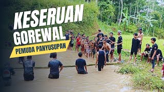 LOMBA JALAN DIATAS BAMBU (GOREWAL)