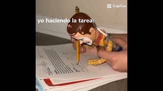 Yo haciendo la tarea #colegio XD