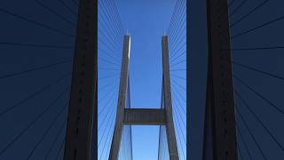 LOOKING 🆙 PORT MANN BRIDGE 🌁 VANCOUVER BC