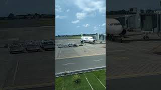 Citilink bongkar muat di Bandara Adi Sumarmo #trending #shortvideo #youtubeshorts #fyp #pesawat #yt